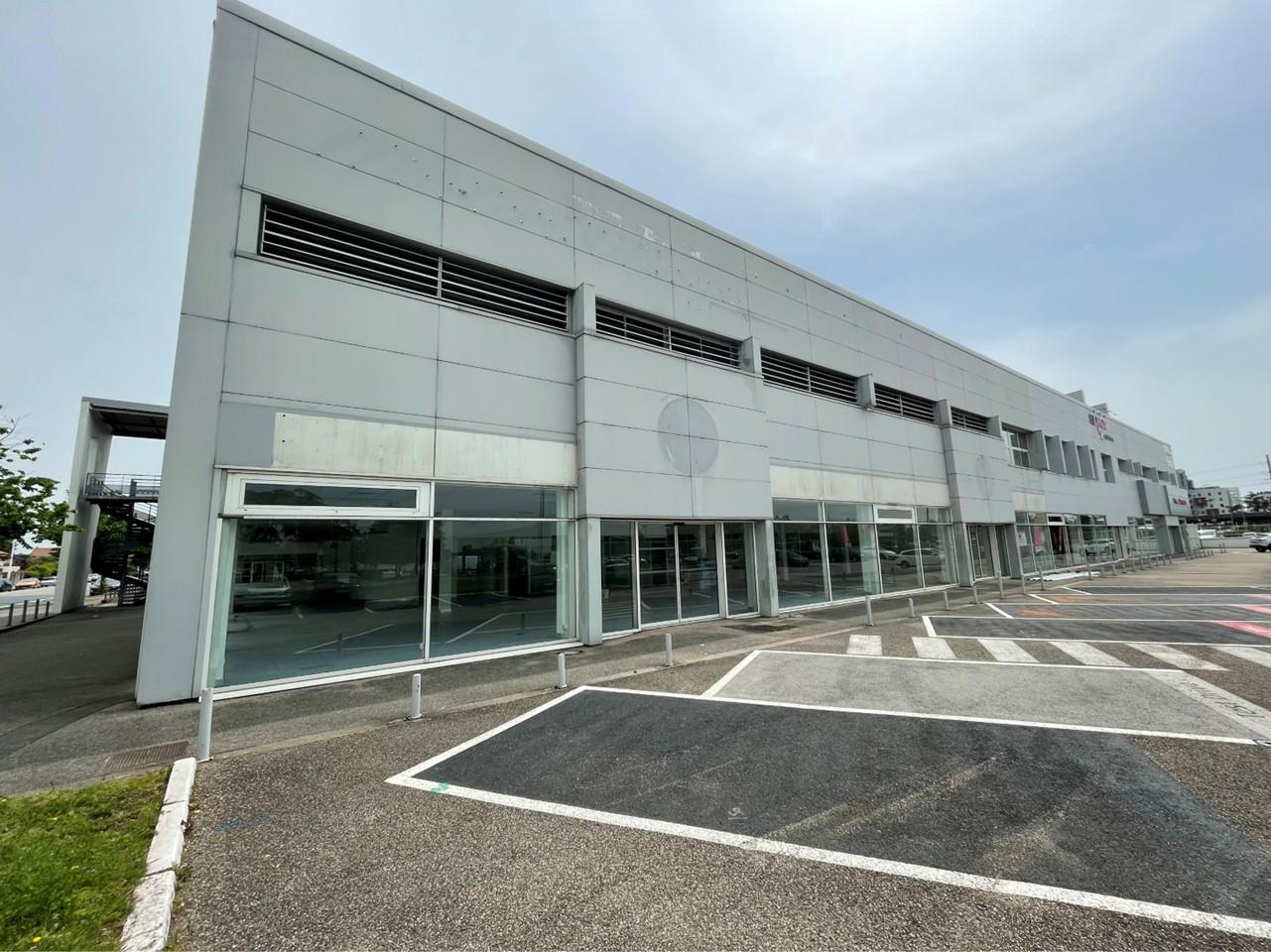 Local d'activité Vénissieux 1680m² Location local d'activité Vénissieux Rhône OLACT2109532 0
